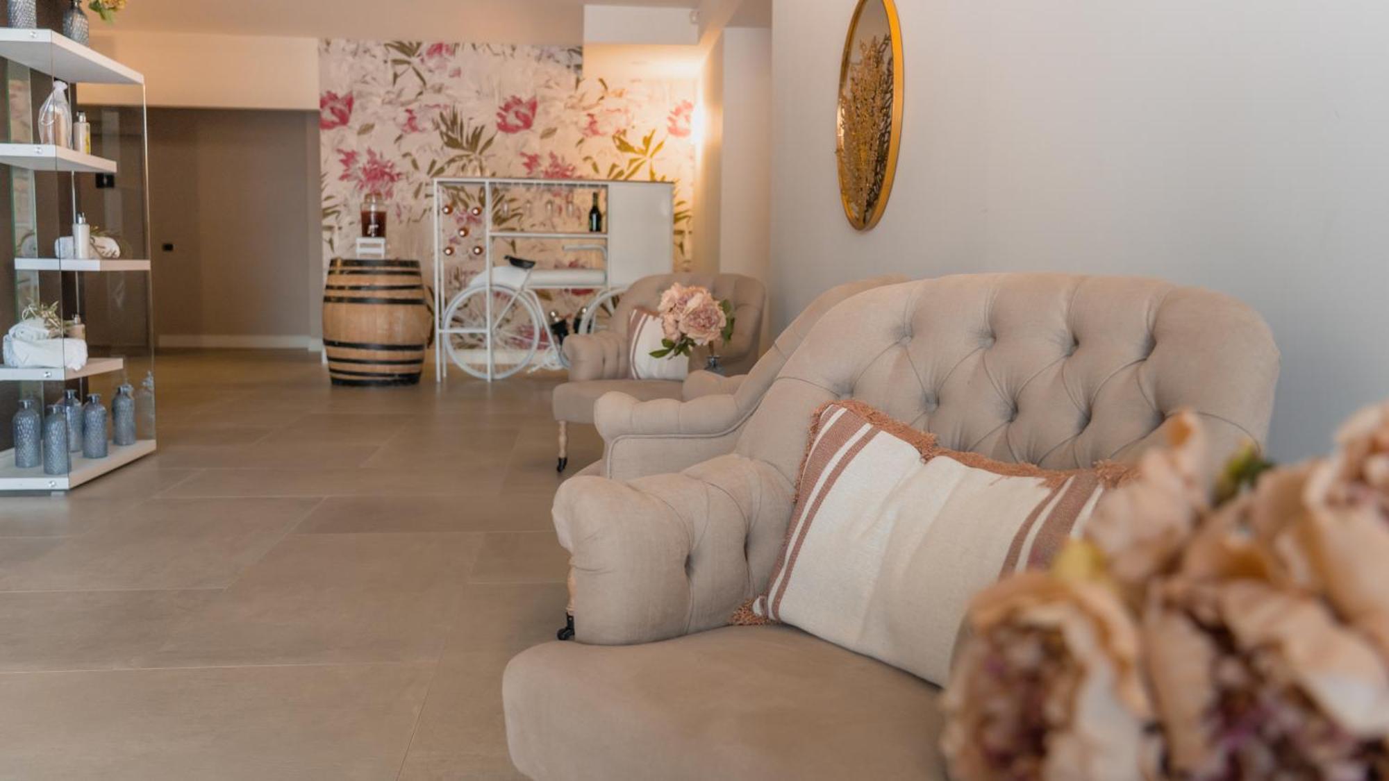 Ahg Riva Del Sole Hotel - Adults Only Moniga del Garda Exterior photo